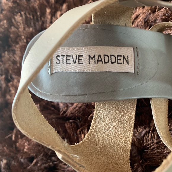 Steve Madden Heels - Picture 4 of 7